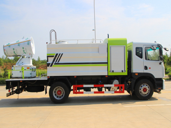 國六東風D9 10噸(方罐)抑塵車