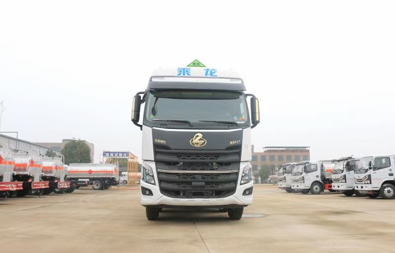 六東風(fēng)柳汽乘龍30.5方鋁合金運油車